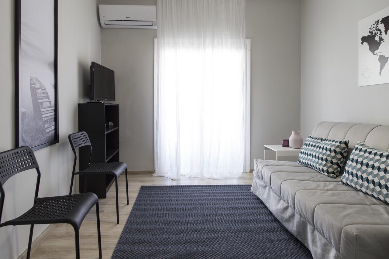 Petite Apartment Athens Ngoại thất bức ảnh